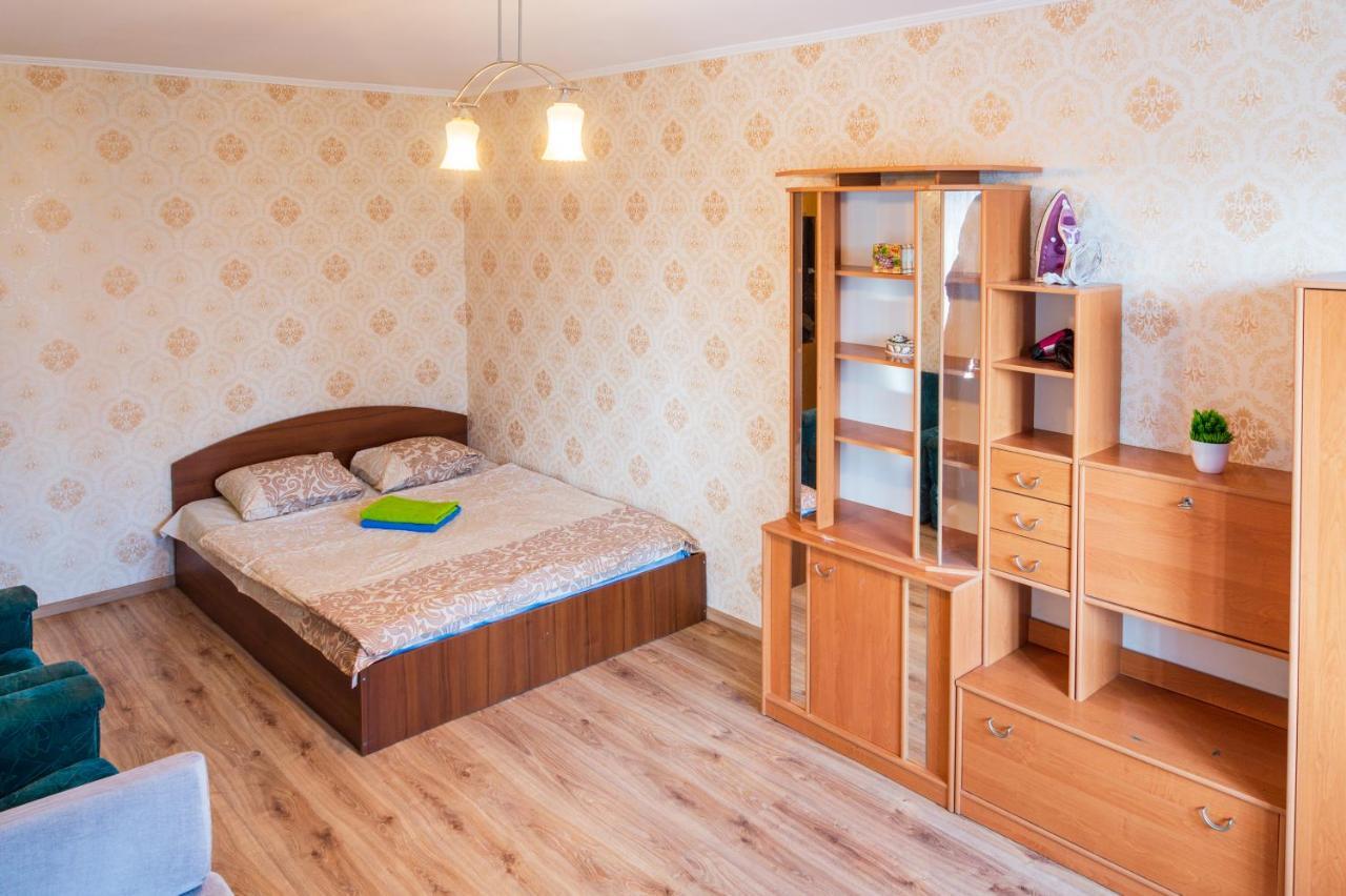 Квартира По Улице Федорова 1 Kijev Kültér fotó